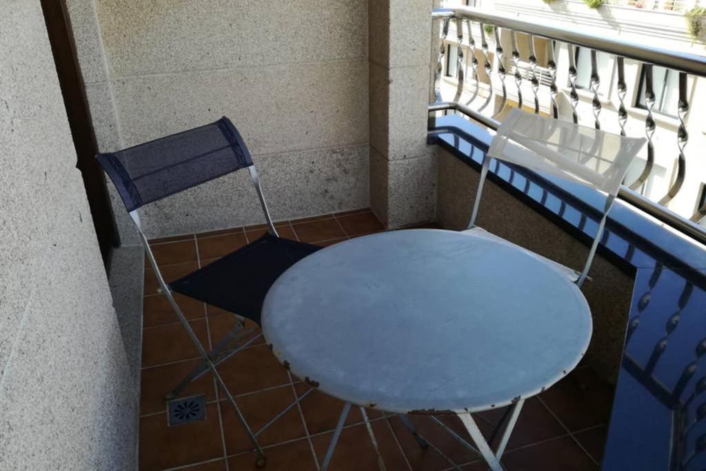 Apartamento Sanxenxo, 30 metros playa, céntrico. Esterno foto